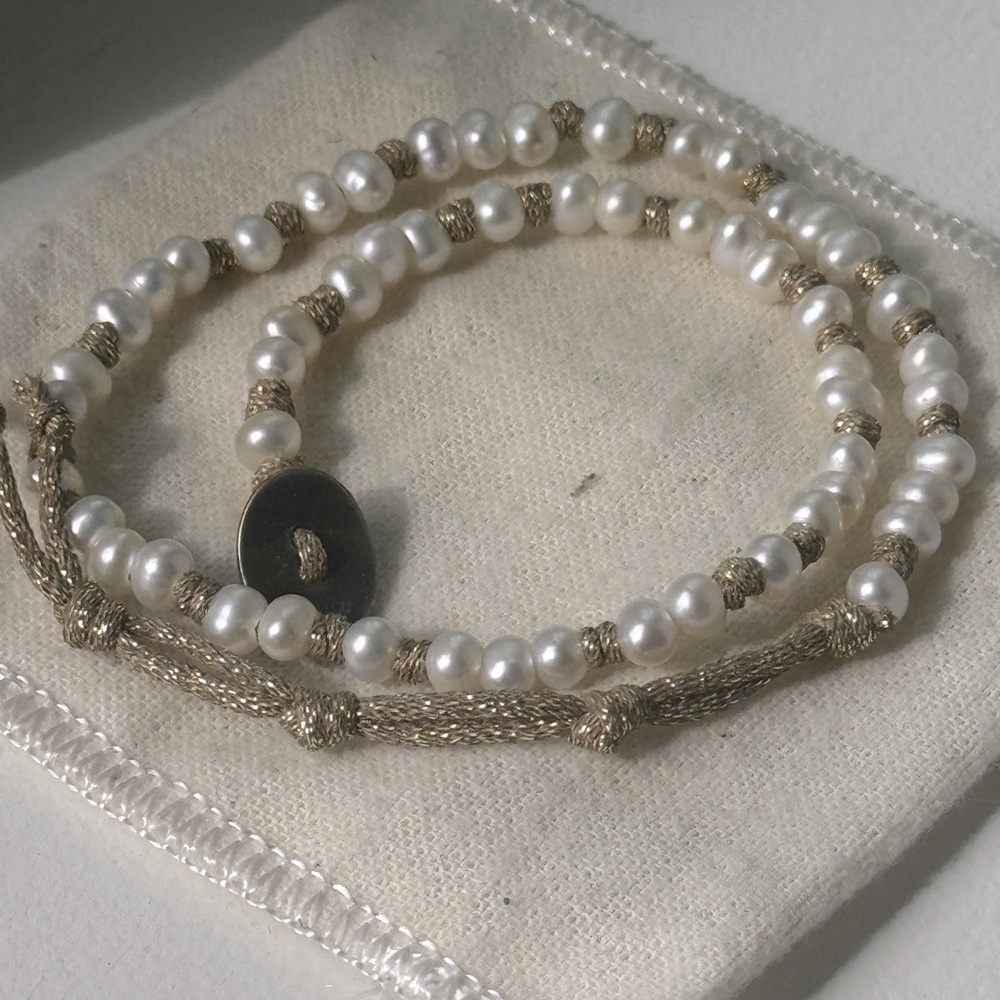 Chan Luu wrap bracelet - freshwater pearl and gold - Picture 2 of 5